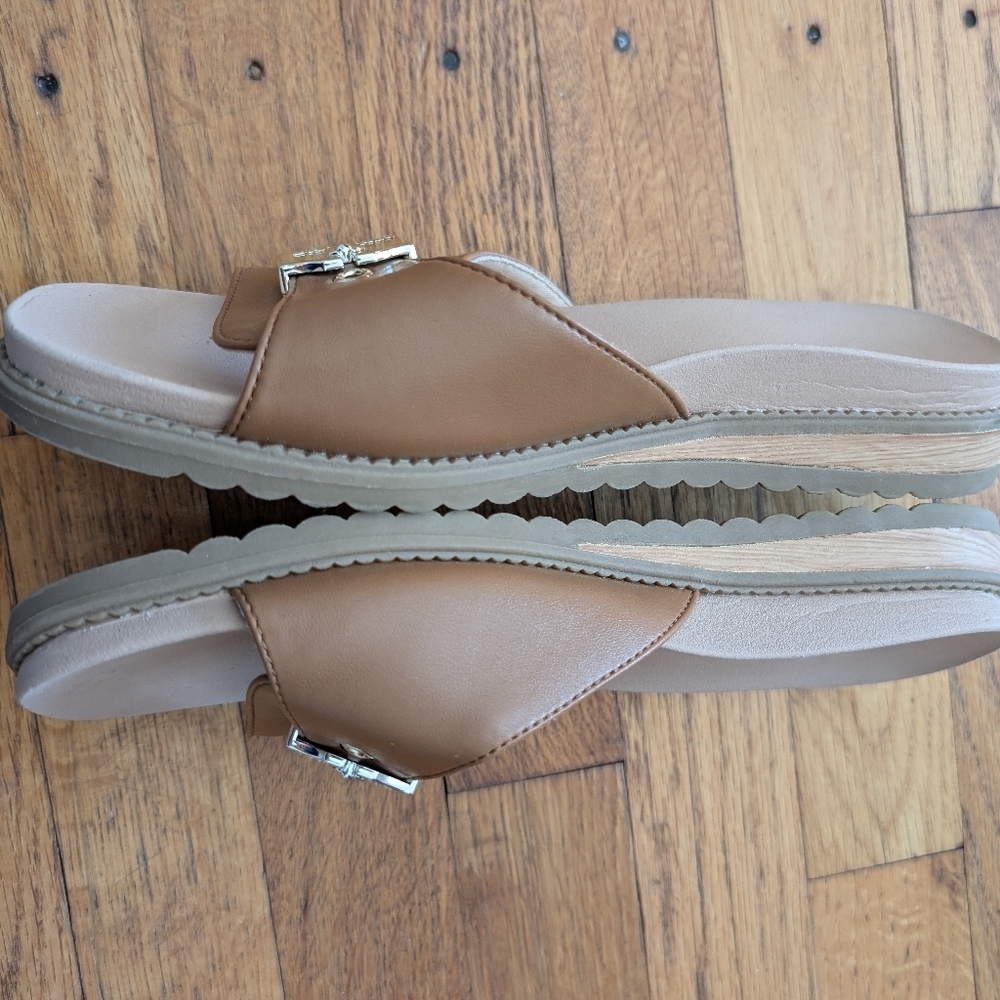 Dr. Scholl's Tan Flex Slide Sandals - Picture 5 of 6